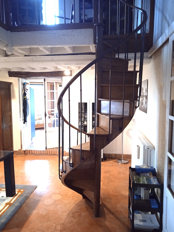 L'entreprise Lerouvillois Decor peint votre escalier